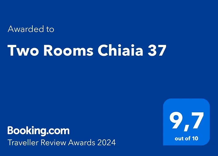 Two Rooms Chiaia 37
