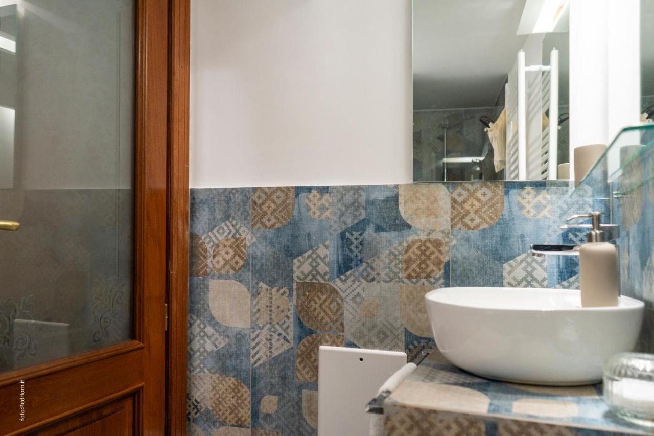 Apartment Two Chiaia 37 Neapel
